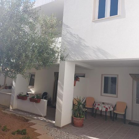 Apartments Slavica 波尔 外观 照片