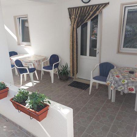 Apartments Slavica 波尔 外观 照片