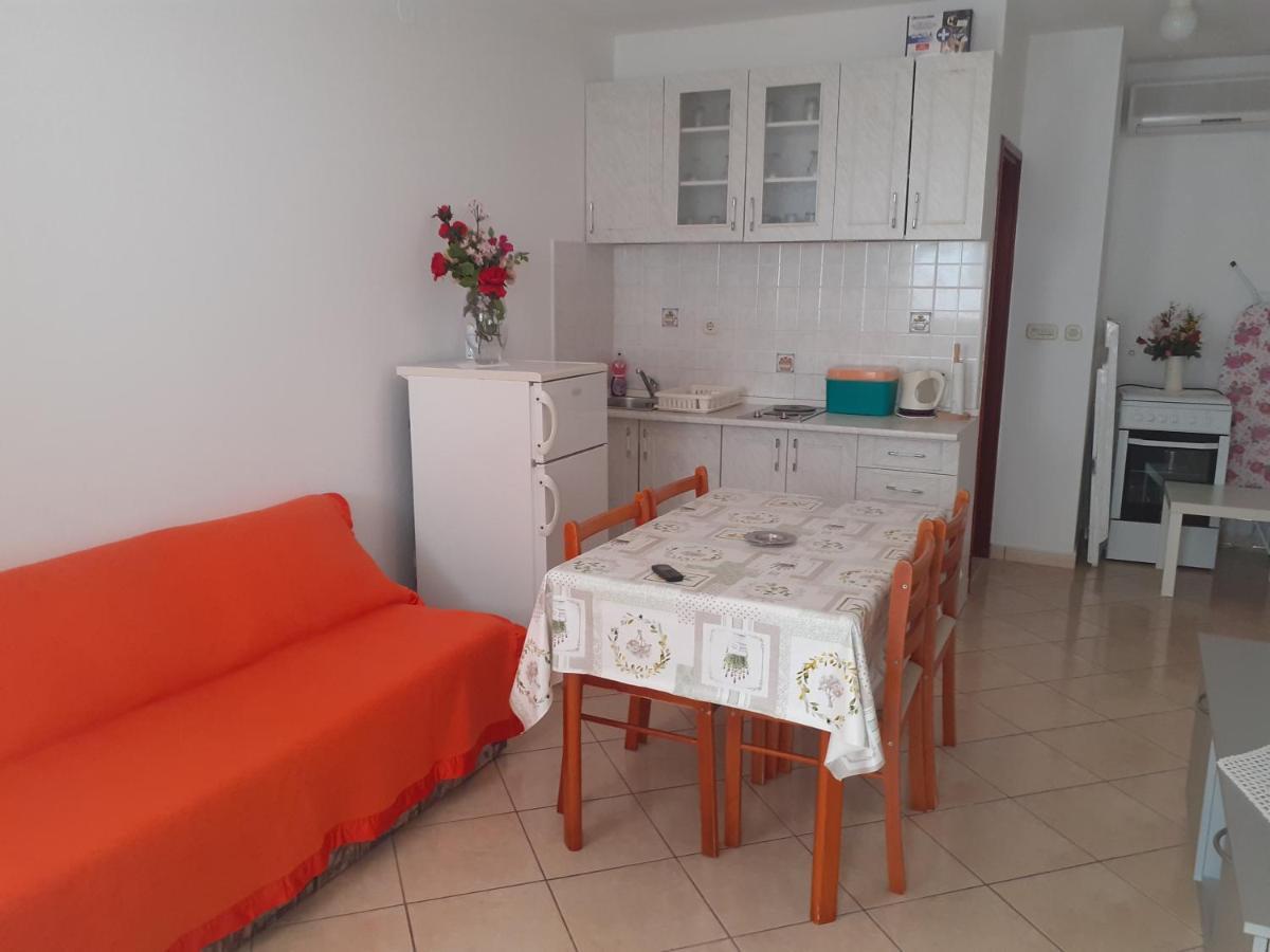 Apartments Slavica 波尔 外观 照片