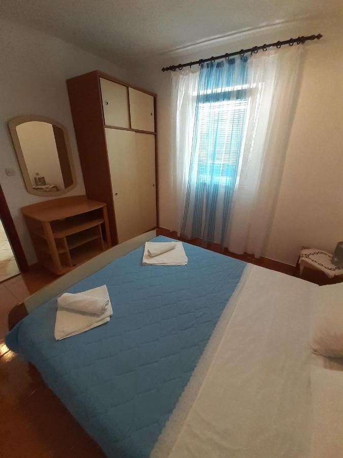 Apartments Slavica 波尔 外观 照片