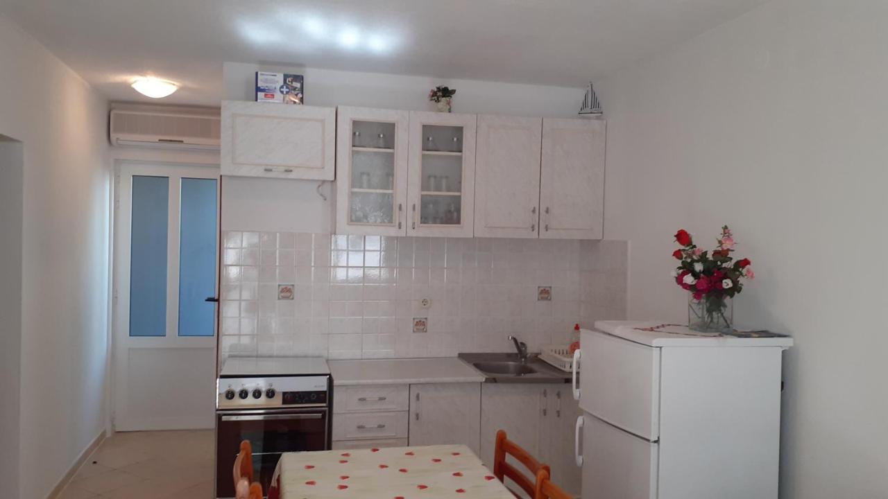 Apartments Slavica 波尔 外观 照片