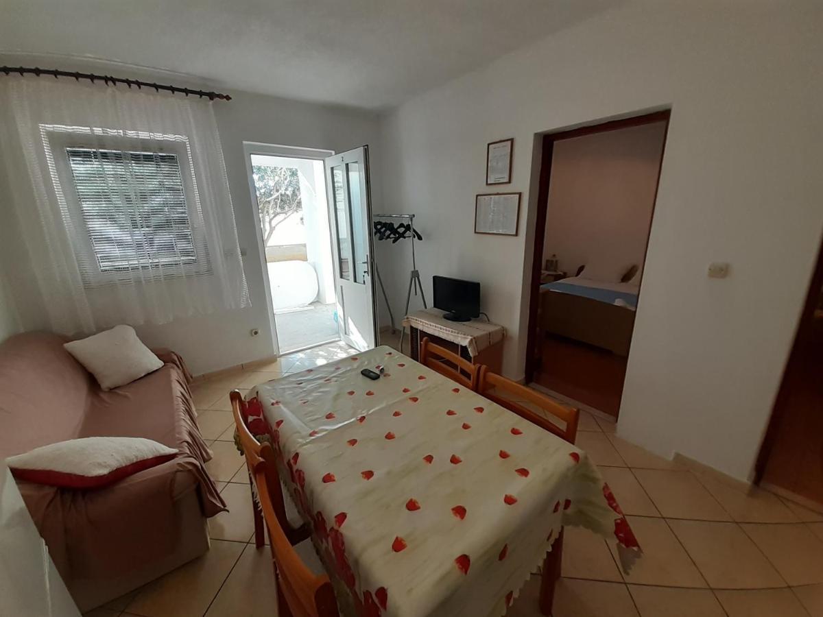 Apartments Slavica 波尔 外观 照片