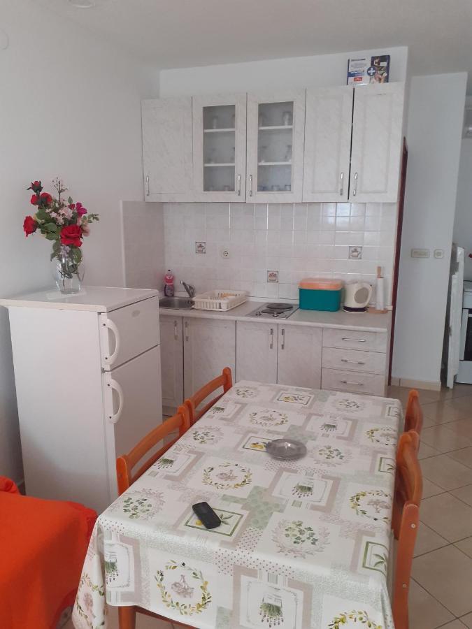 Apartments Slavica 波尔 外观 照片
