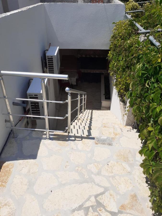 Apartments Slavica 波尔 外观 照片