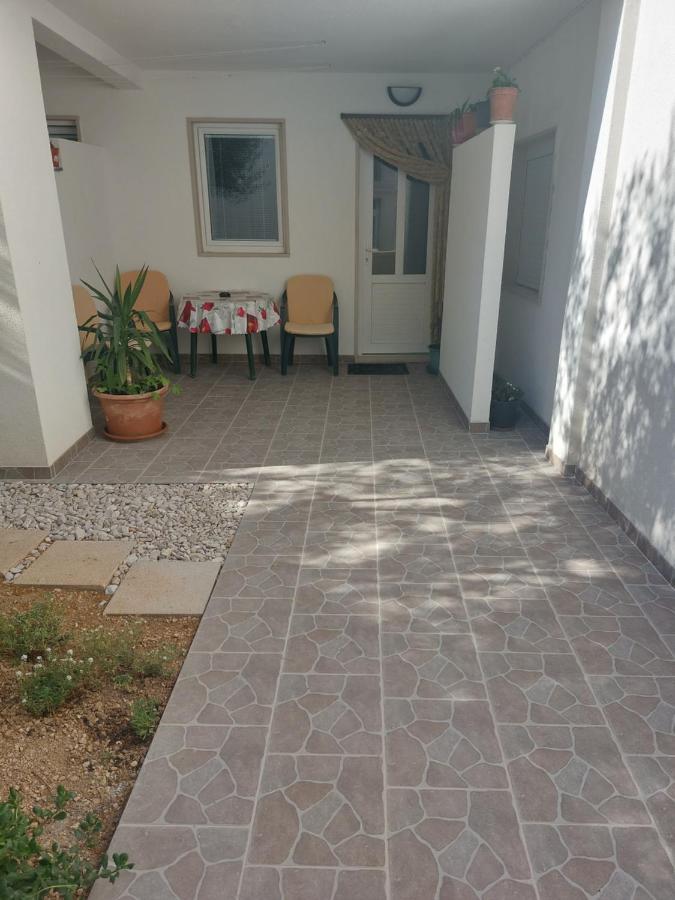 Apartments Slavica 波尔 外观 照片